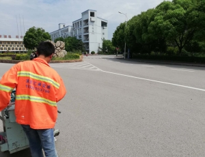 道路划线施工的位置设置